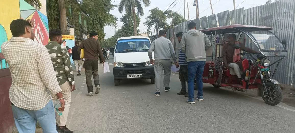 दिल्ली पुलिस ने राघोपुर से युवक को किया गिरफ्तार