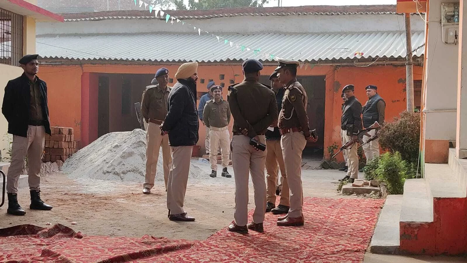 फुलौत थाना का एसपी ने किया निरीक्षण, लंबित मामलों के त्वरित निष्पादन के दिए सख्त निर्देश