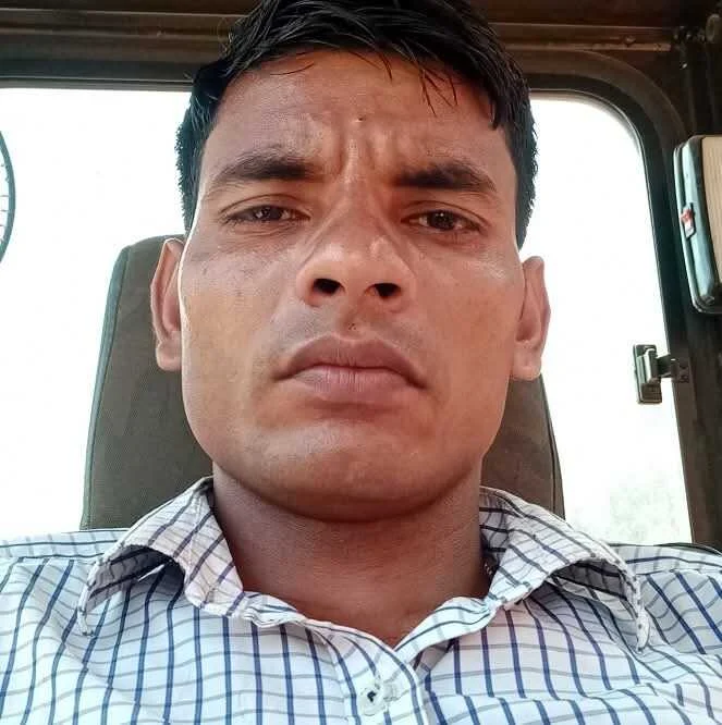 चौसा के मजदूर की केरल में मौत, शव के गांव पहुंचते ही मची चीख पुकार |