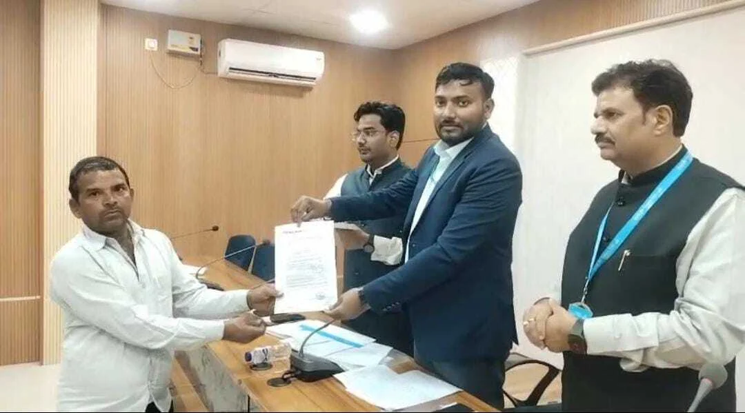 25 युवा उद्यमी के बीच साढ़े तीन करोड़ रुपया का ऋण वितरित |