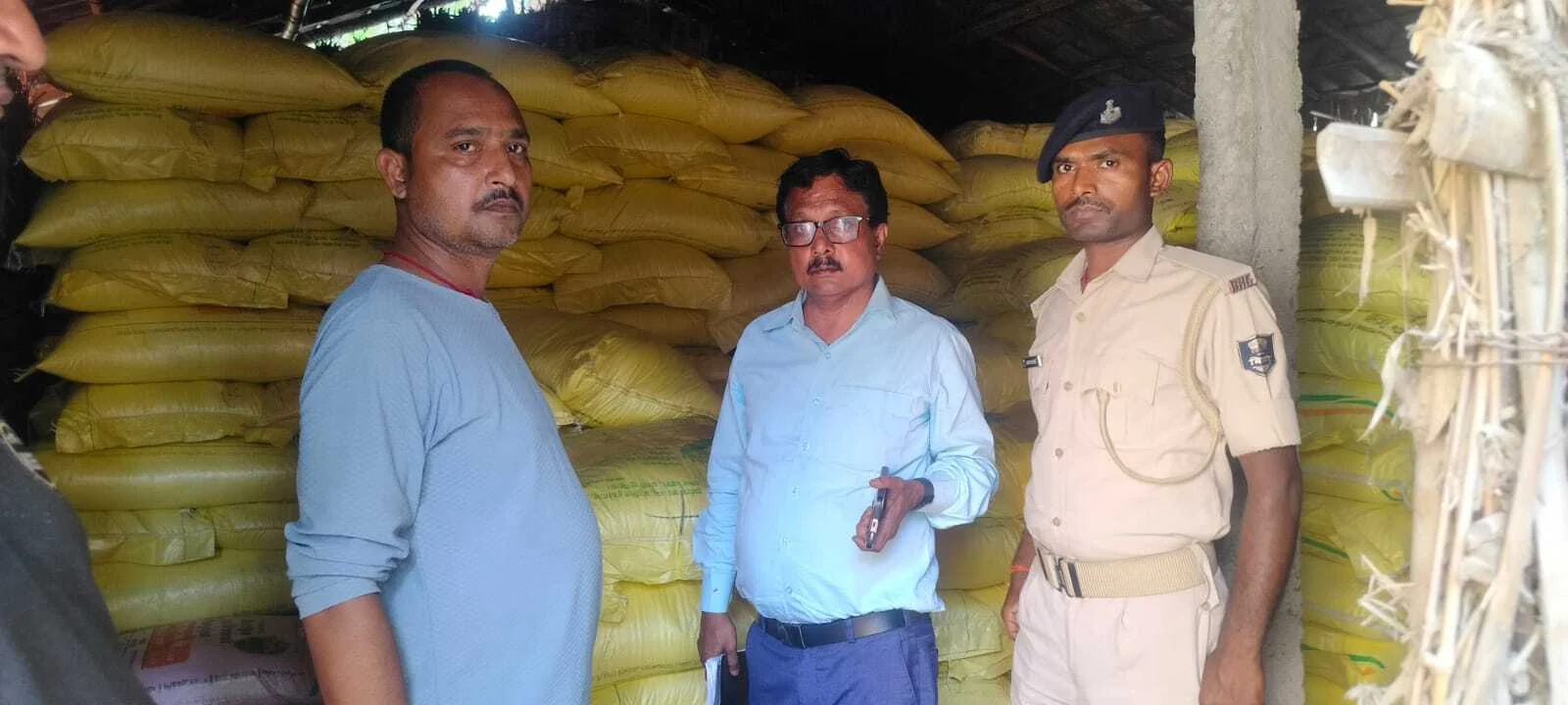 मधेपुरा में एलपीजी आपूर्ति सामान्य, कालाबाजारी पर प्रशासन सख्त; पीएनजी कनेक्शन के लिए बढ़ें आगे