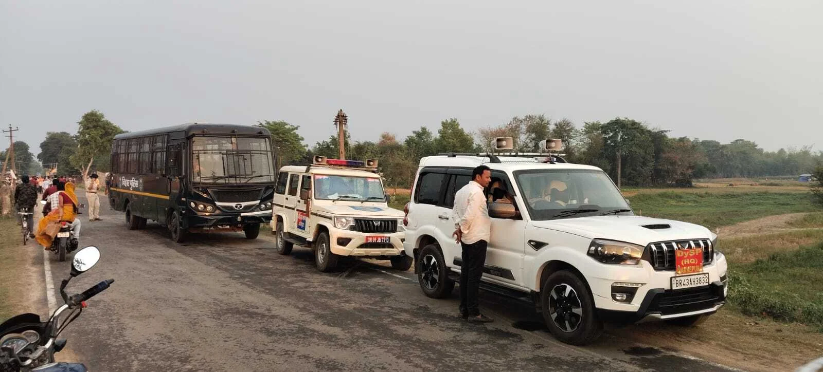 ग्राहक बनकर पहुंची पुलिस, देह व्यापार का भंडाफोड़