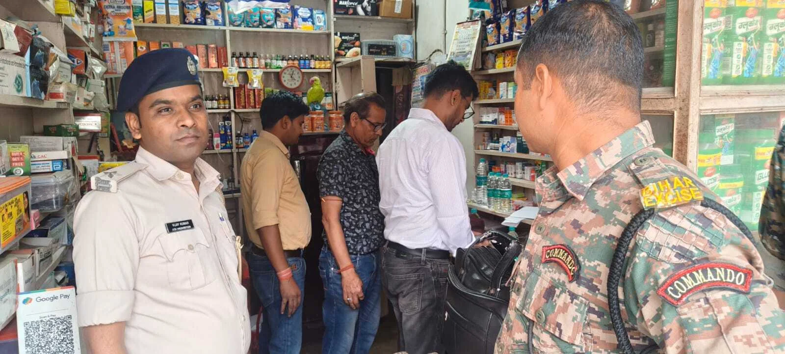 मधेपुरा में नशीली दवाओं के खिलाफ सघन छापेमारी, कई दवा दुकानों की जांच