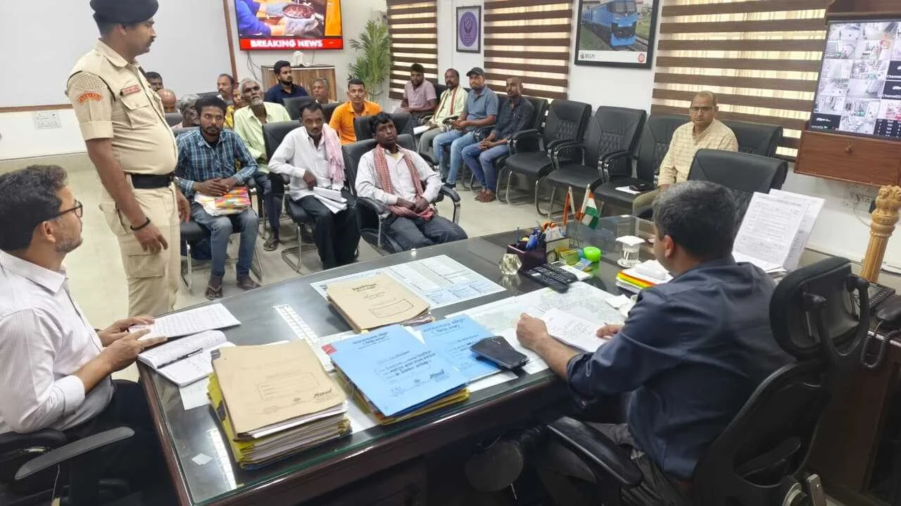 जनसुनवाई में जिलाधिकारी की सक्रिय पहल — 28 आवेदनों पर त्वरित कार्रवाई के निर्देश, पारदर्शी समाधान का भरोसा