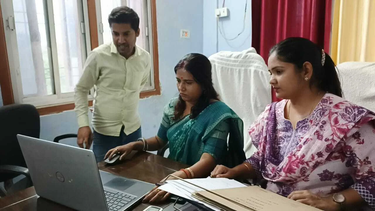 मधेपुरा में ‘जनगणना-2027’ की शुरुआत, मुख्य पार्षद कविता साहा ने की स्व-जनगणना