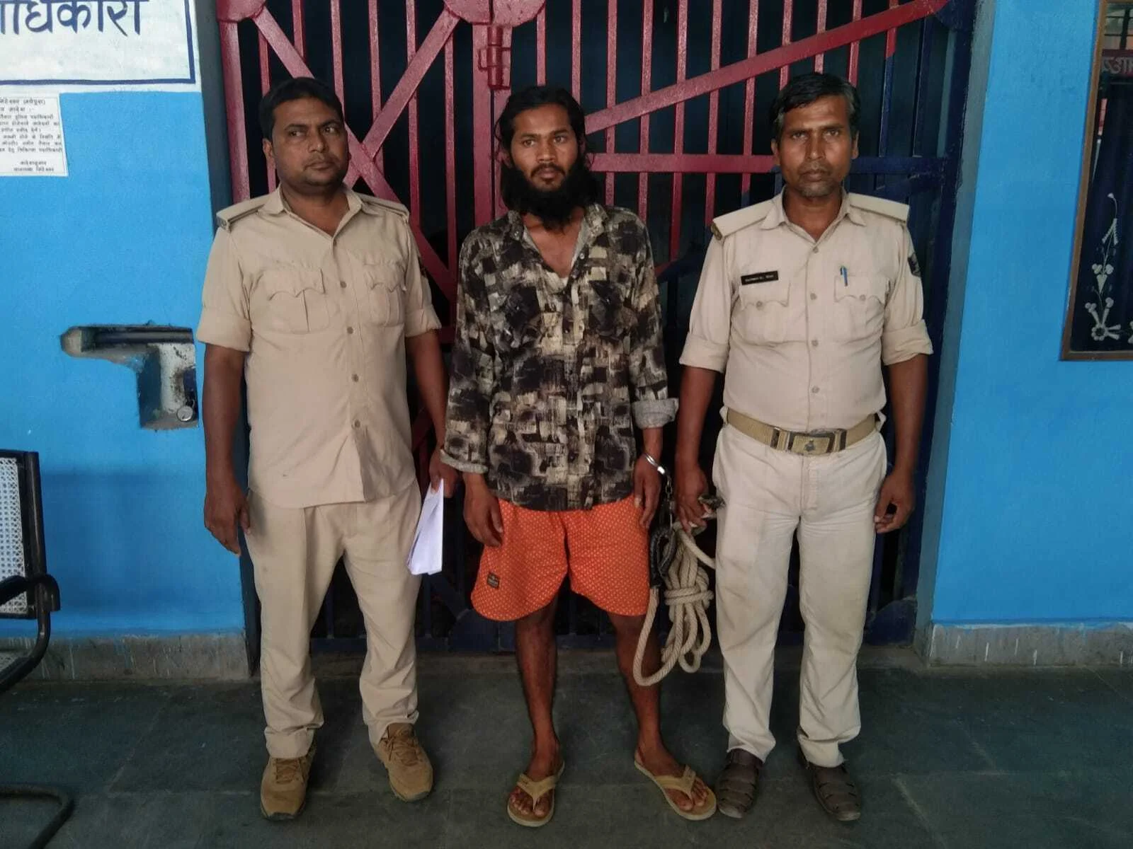 सोशल मीडिया पर आपत्तिजनक वीडियो वायरल, एक युवक गिरफ्तार; पुलिस की त्वरित कार्रवाई से टला संभावित तनाव