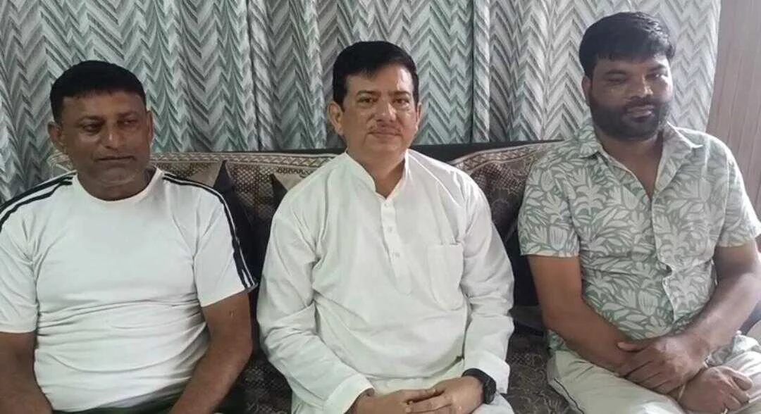 राबड़ी आवास मुद्दे पर विधान पार्षद का NDA सरकार पर हमला !