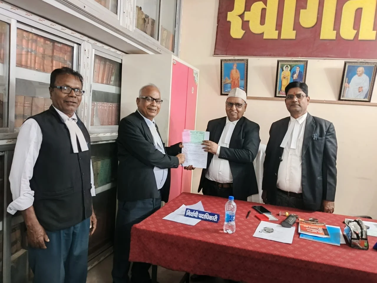 मधेपुरा अधिवक्ता संघ चुनाव: अध्यक्ष, महासचिव समेत विभिन्न पदों के लिए तीन दर्जन से अधिक अधिवक्ताओं ने भरा पर्चा